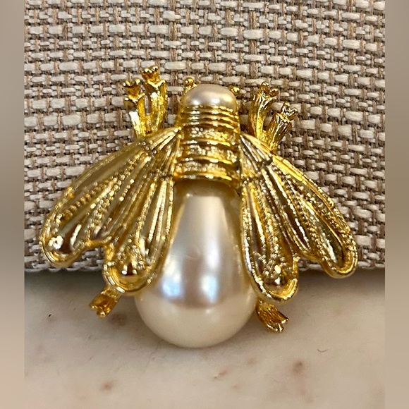 Vintage Bee Brooch Faux Pearl Gold-tone - Picture 13 of 17